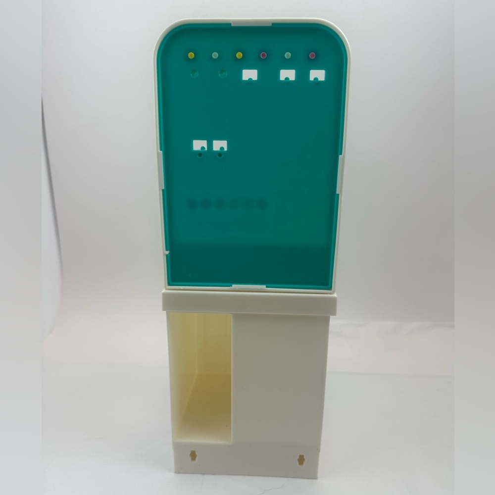 Get Well Soon Barbie Replacement Patient Table & Bandage Sink Cabinet GTN61 - Picture 7 of 10